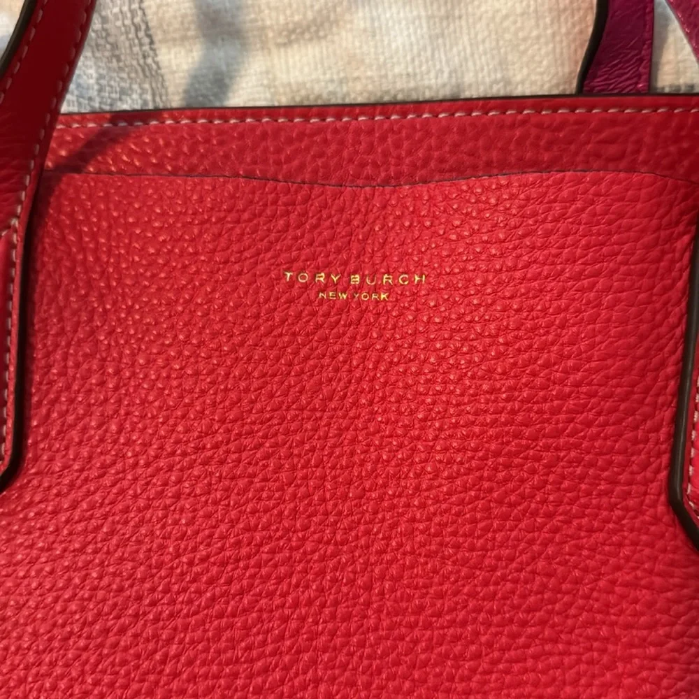 Tory Burch Large Brilliant Red/Crazy Pink Leather Pebbled Tote - Picture 9 of 12